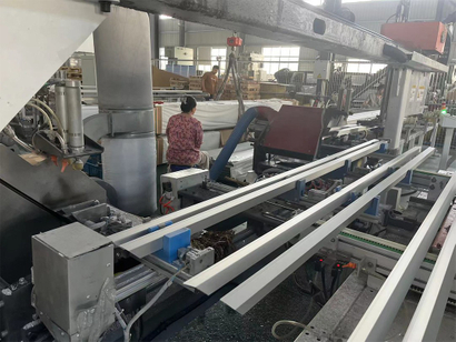 Oficina de processamento de alumínio