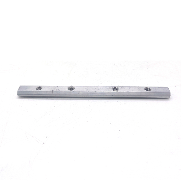 As braçadeiras de montagem de painel solar emendam o trilho de alumínio conectam