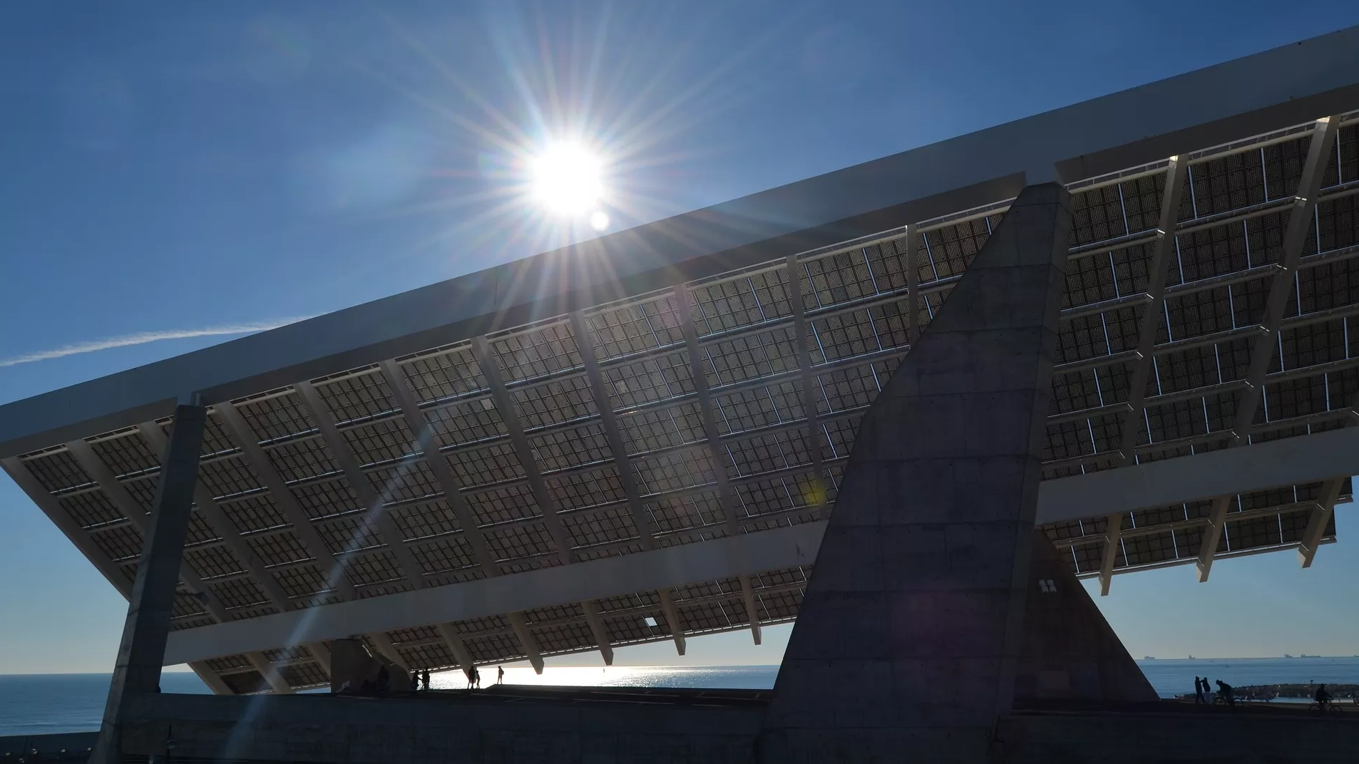 Escolhendo o melhor material de montagem solar: um guia para longevidade e desempenho