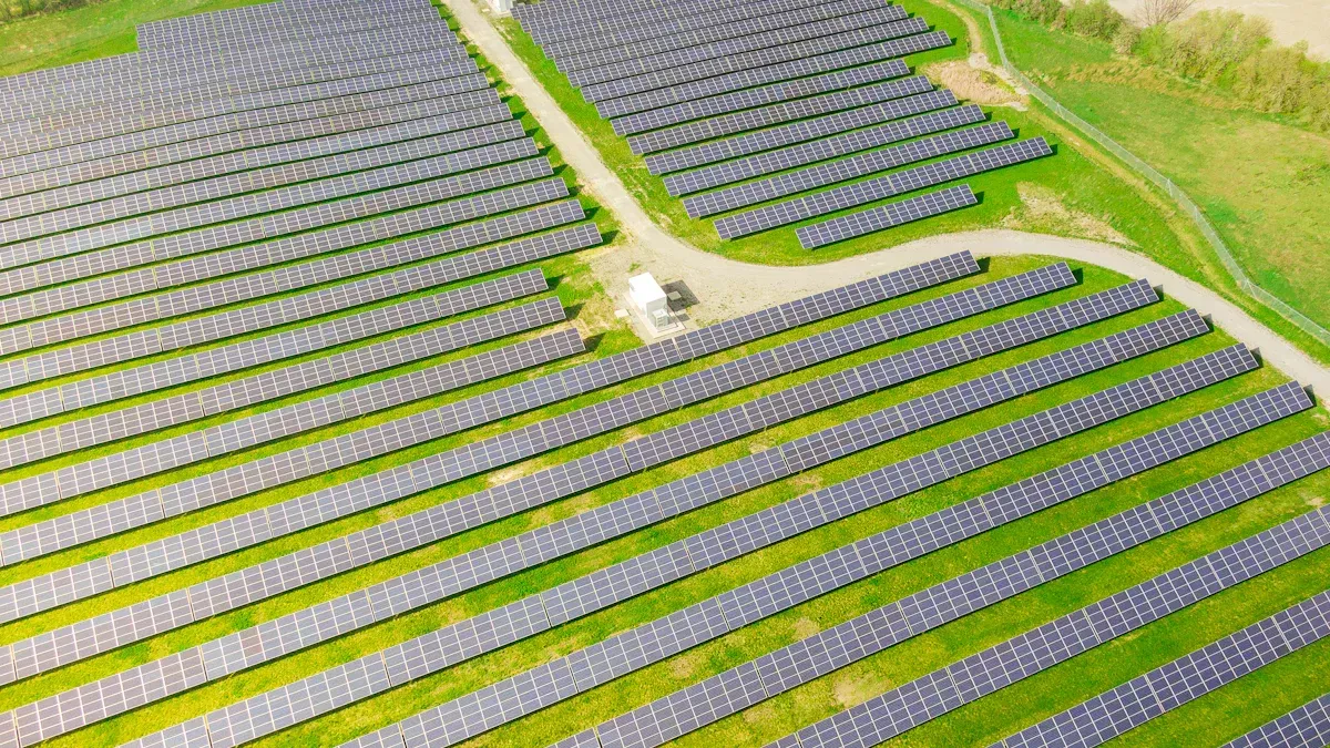 É a energia solar renovável？