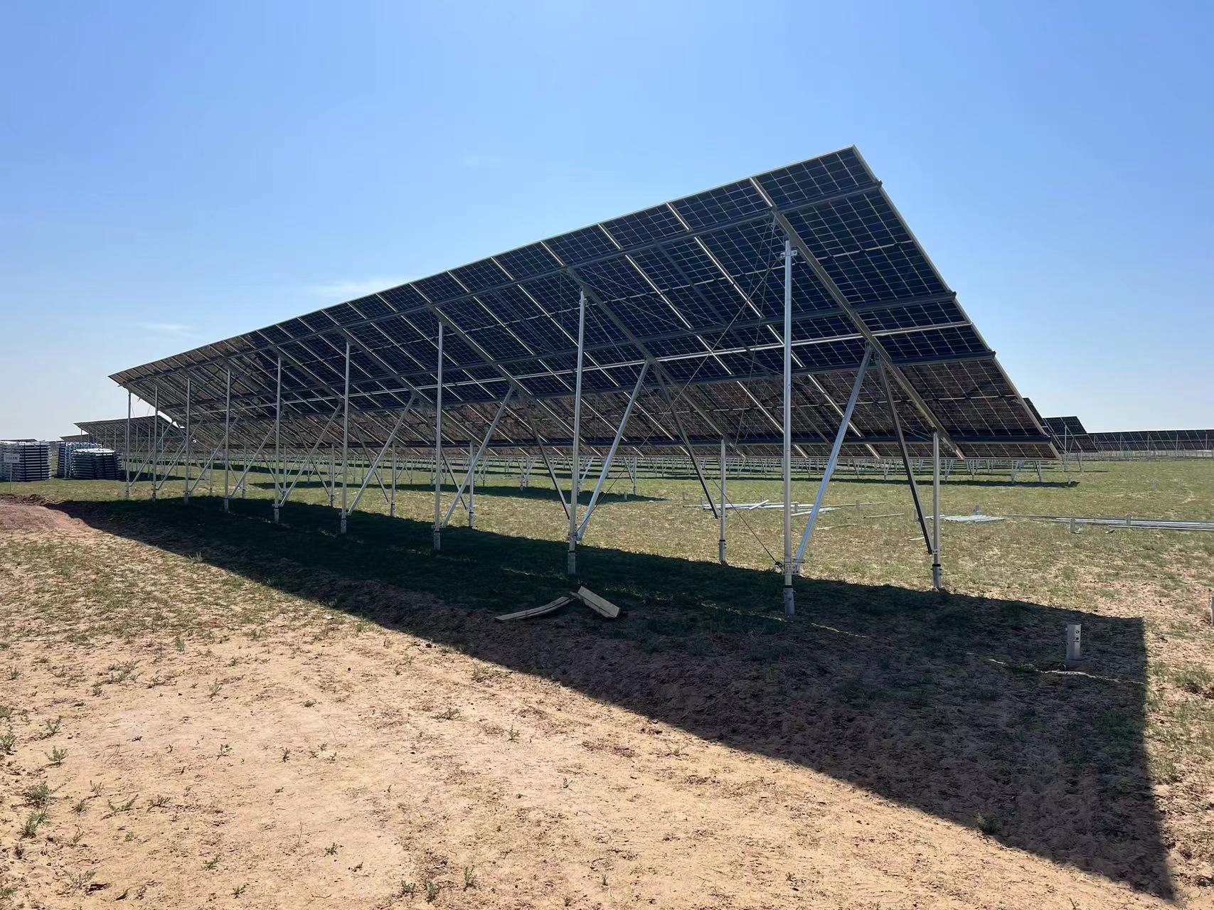 Sistema solar de montagem em telhado em Portugal em 2023
