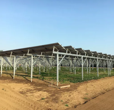 a solar panel mounting rack um rack de montagem do painel solar